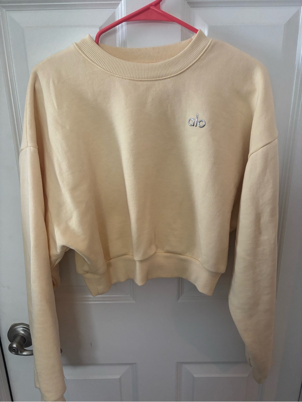 Alo Cropped Crewneck Sweatshirt in Pale Yellow